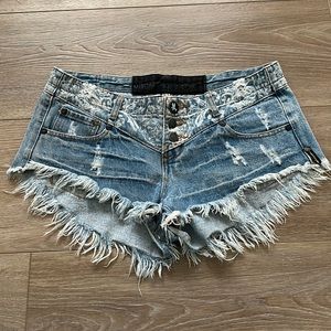 One Teaspoon distressed denim cutoffs size 29